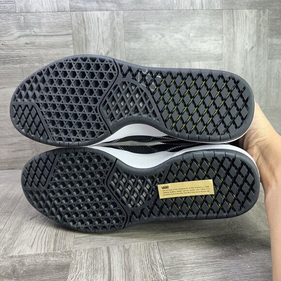 Vans Zahba Men's size 12 Black White Leather Shoes - Picture 7 of 8